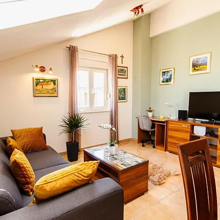 Spacious Sea View Near Marjan & Spalato